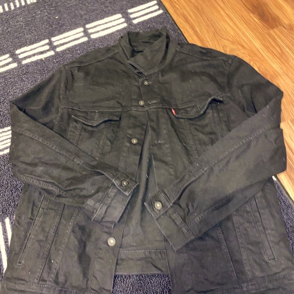 Levi’s Black Jean Jacket